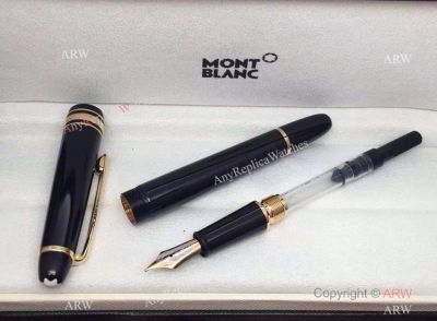 Montblanc Meisterstuck Classique Black & Gold Fountain Pen Medium Size
